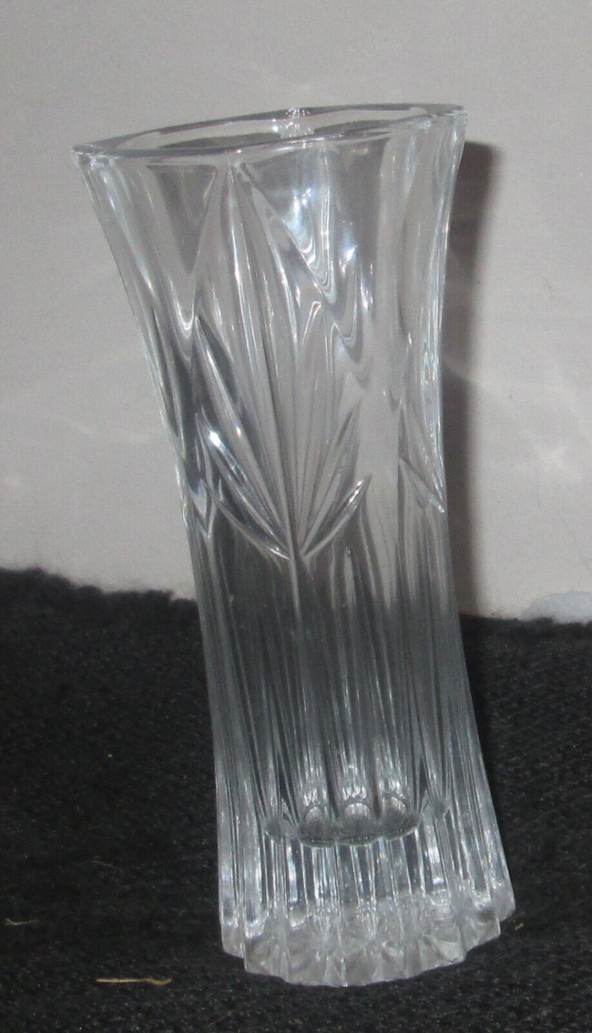 Princess House 6 1/2" Royal Highlights Lead Crystal Bud Vase #871  NIB