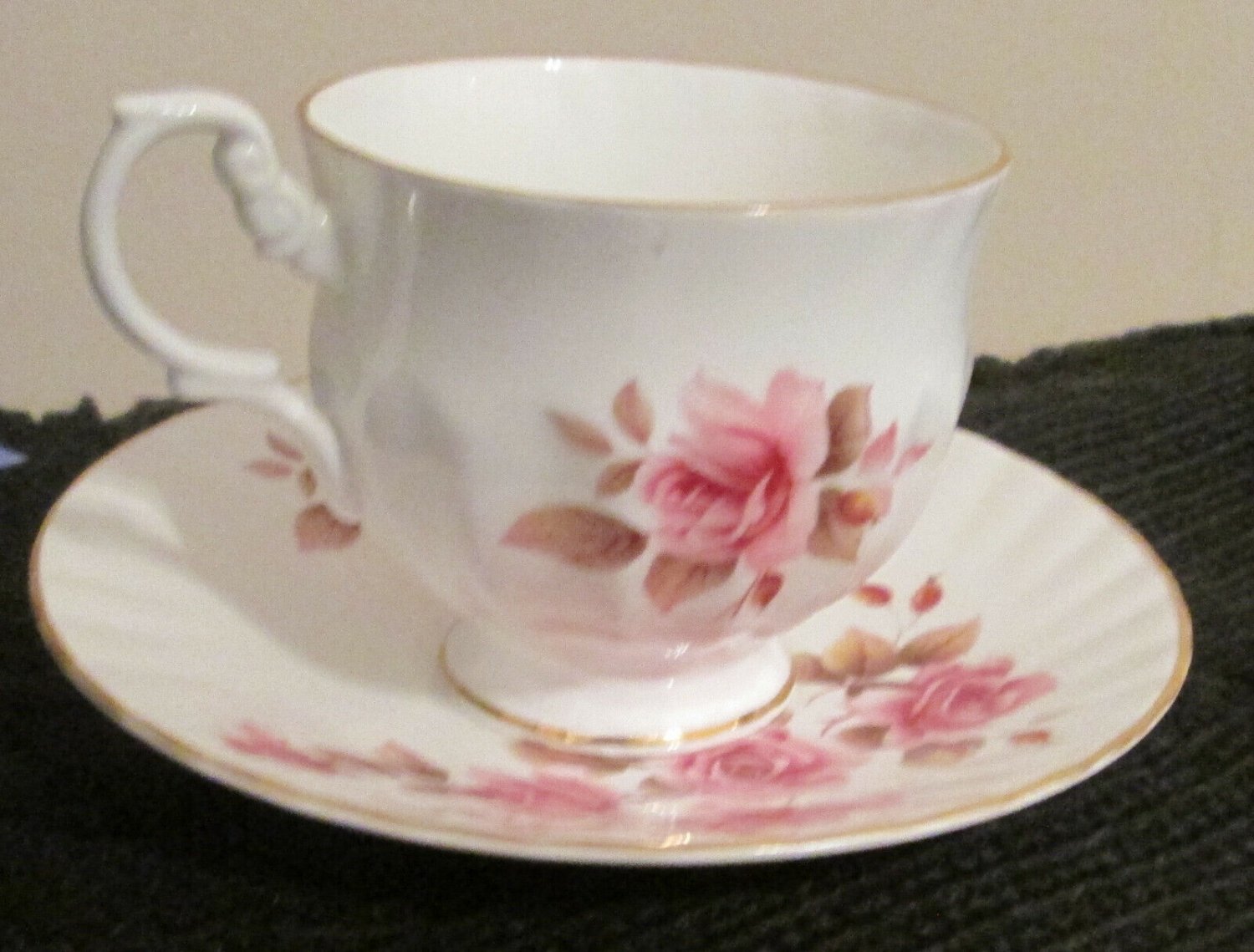 TEA CUP AND SAUCER ROYAL DOVER