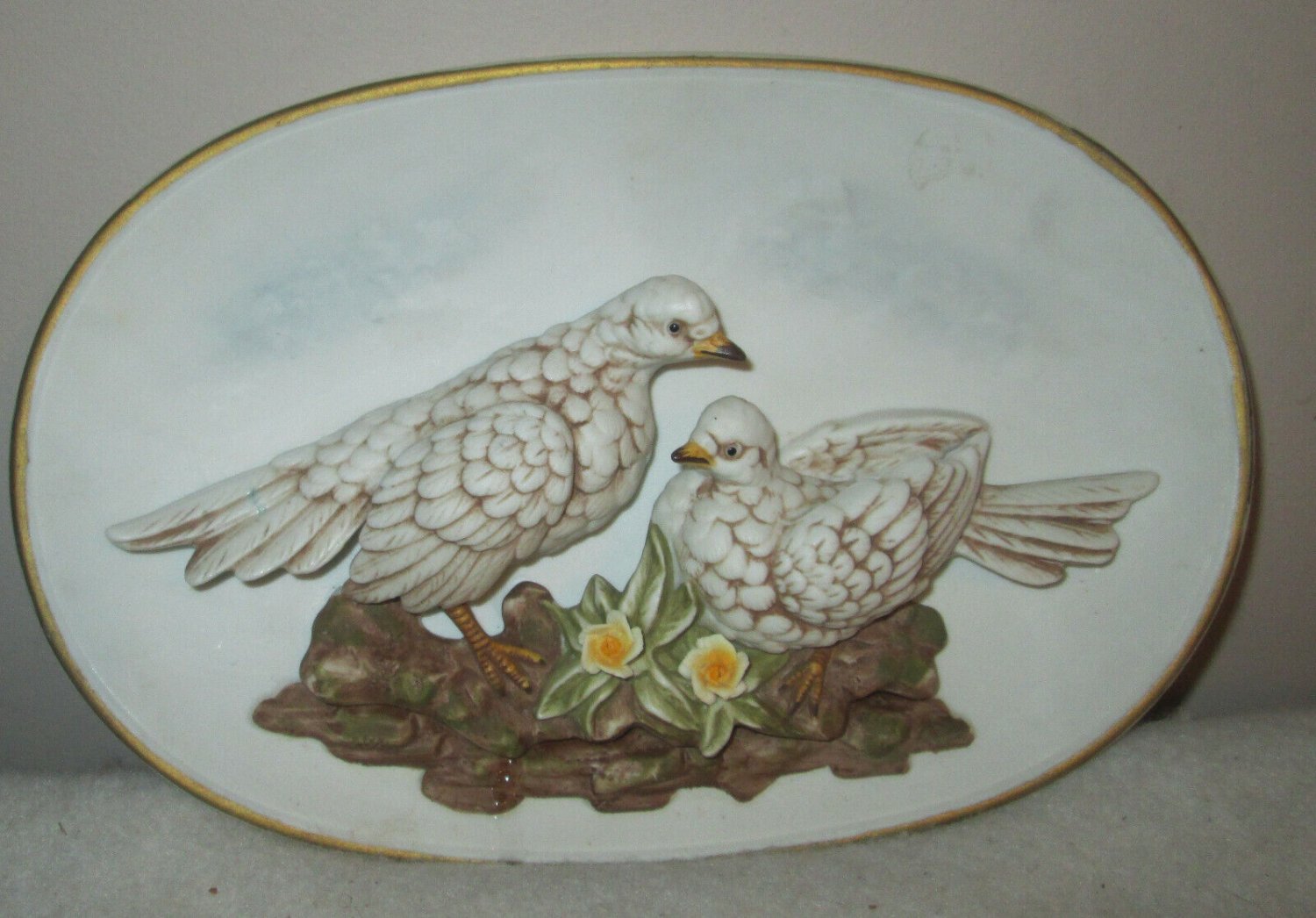 OVAL SHAPED Porcelain Collector Plate APPLIED Birds 7" X 10.5"
