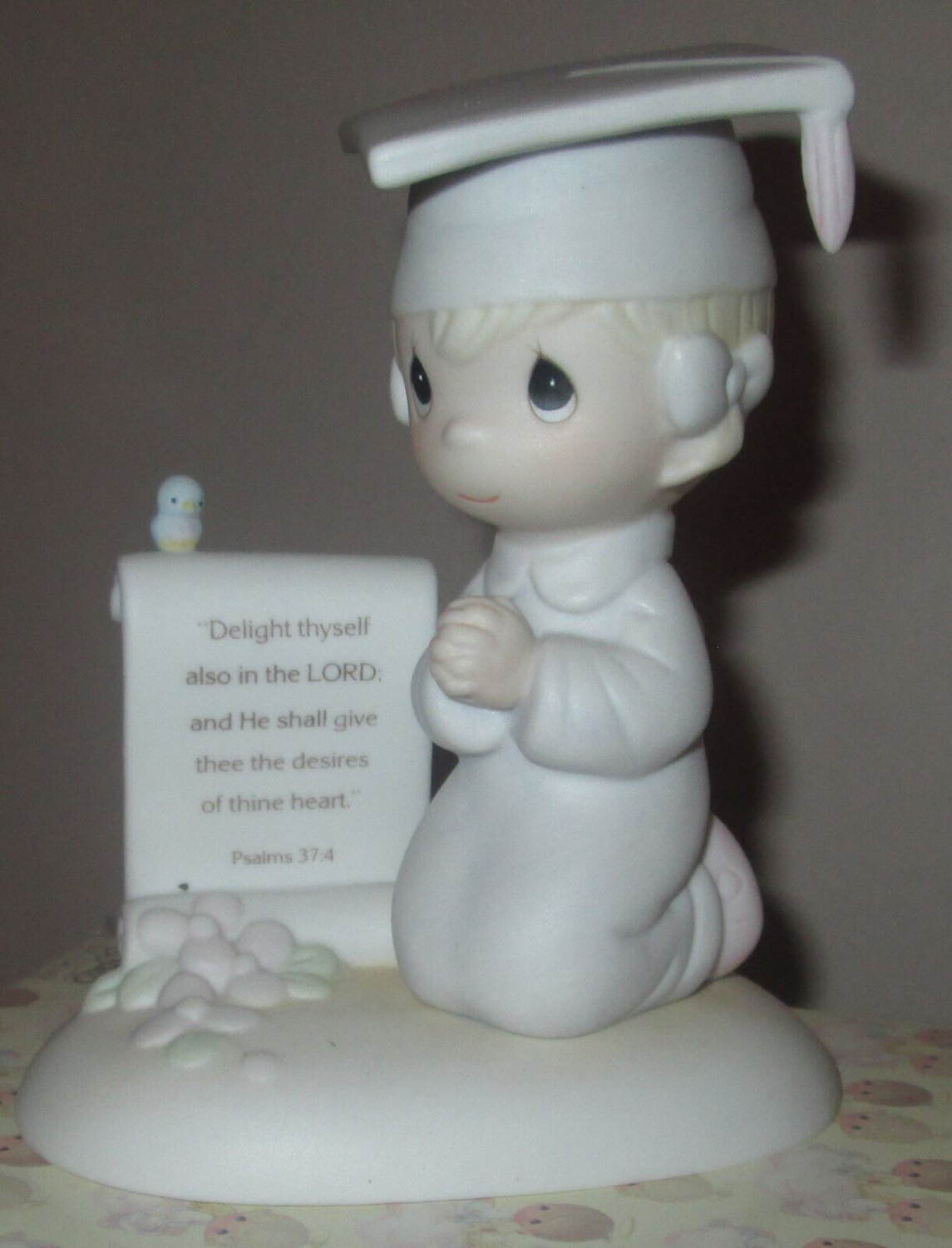 Precious Moments Figurine "Seek Ye The Lord" 1982 Enesco #E-9261  ORIGINAL BOX
