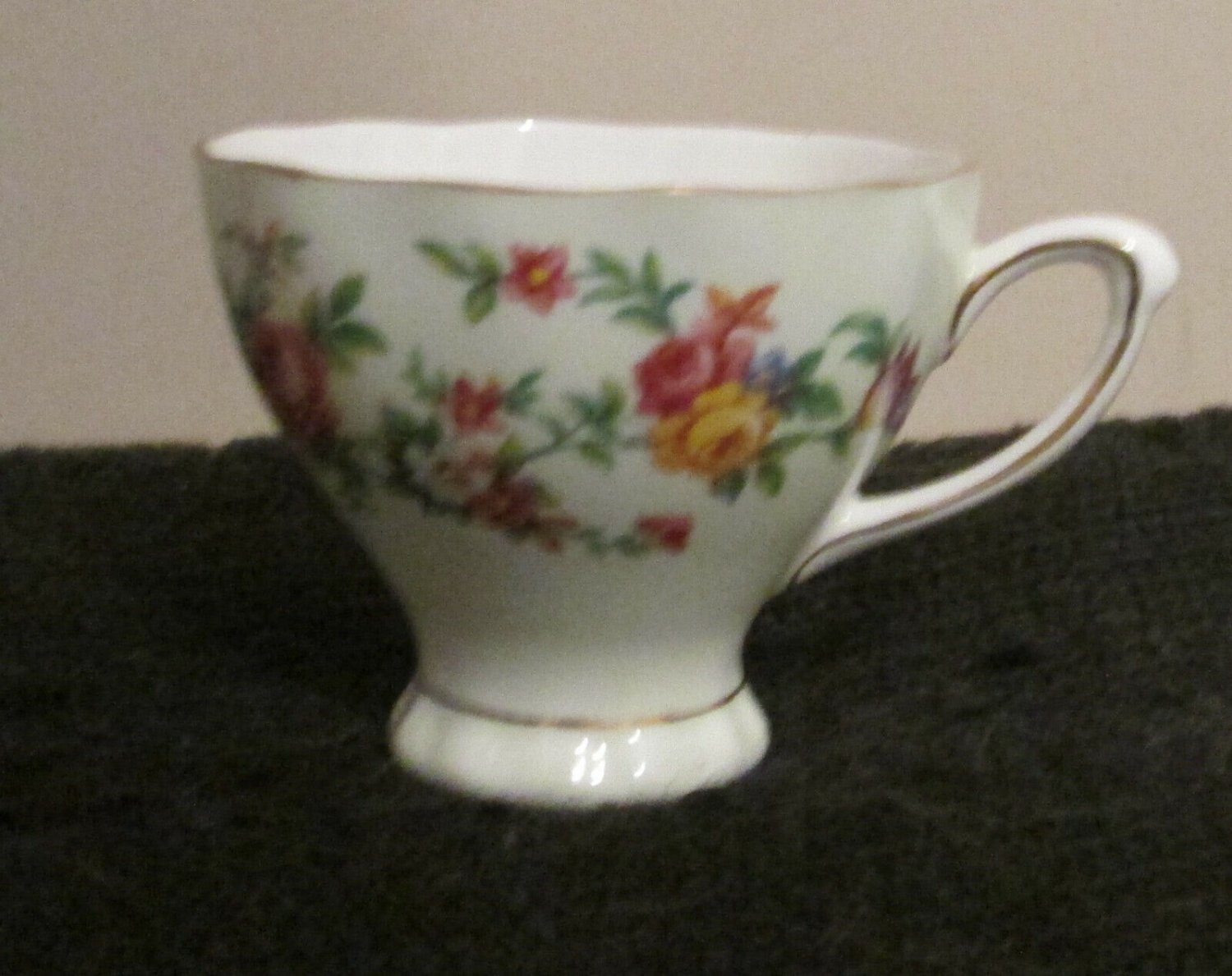 COLCLOUGH Bone China Tea Cup  Pattern #7588