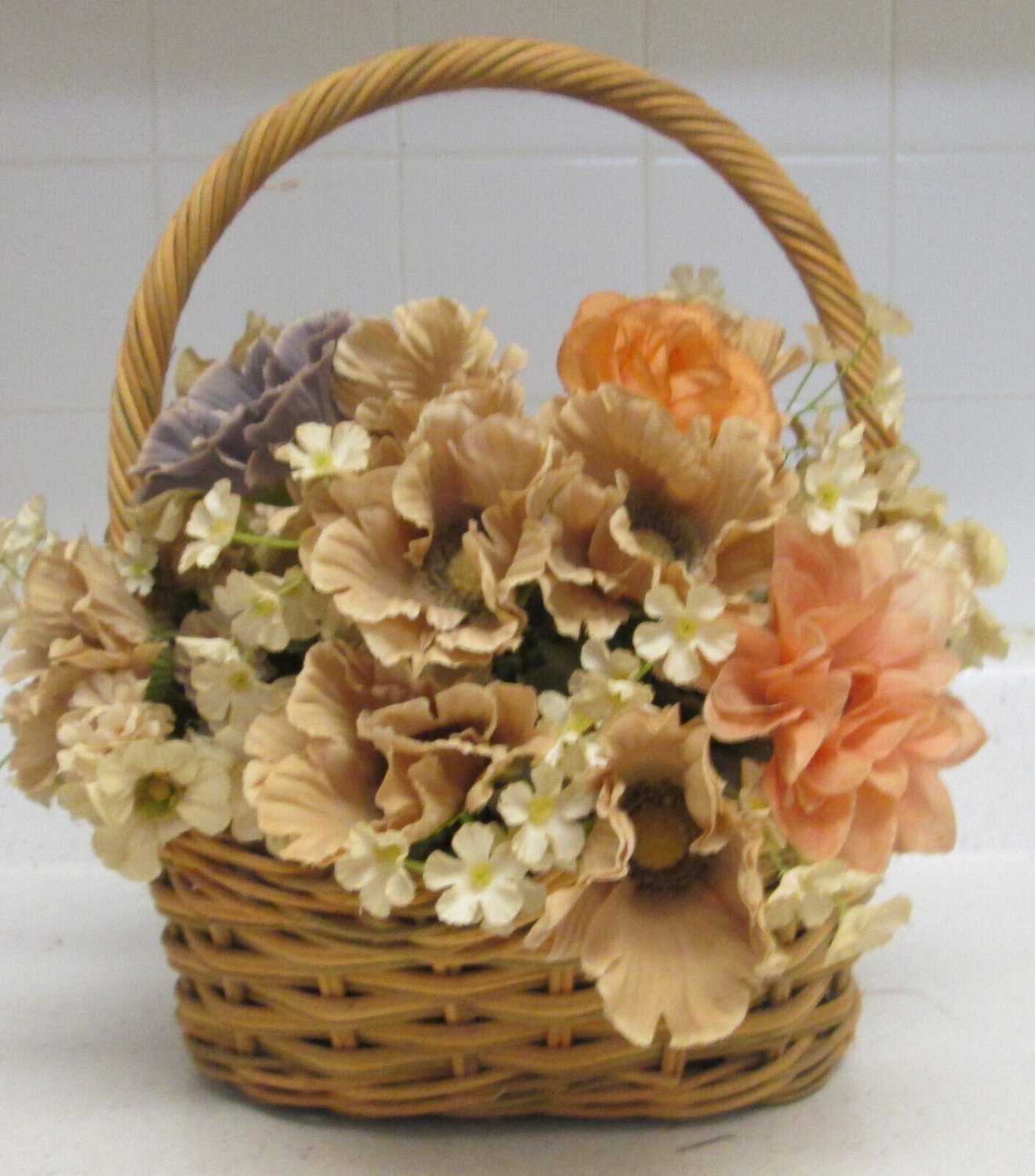 Artificial Flower Planter woven Basket Faux Indoor House Plants with Handle