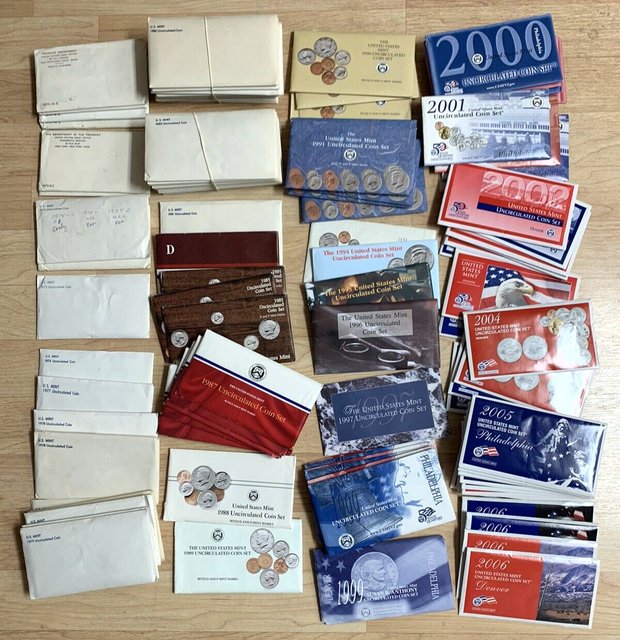 US Mint Sets Clad Silver Lot 15 Years  Estate Uncirculated 1969 5 US Coins