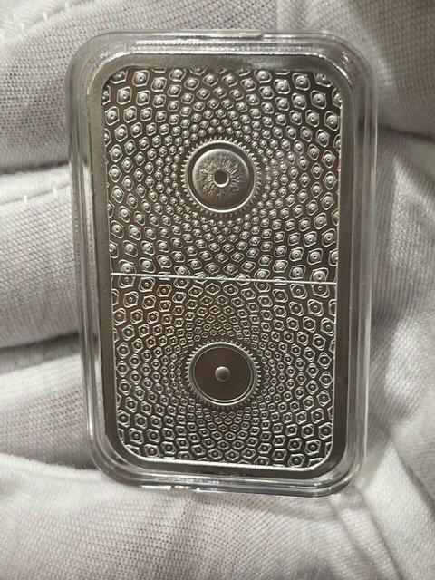 1 US COIN Pure .999 Silver Shield 1 oz. DUALITY BU BAR AG MINT FRESH IN A CAPSULE