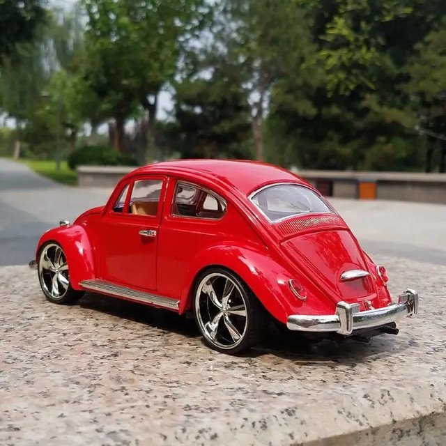 High Simulation 1:24 Volkswagen Beetle Red Classic Car Model Diecast Alloy Metal Toy