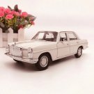 1:24 Mercedes 220 white Car Alloy Car Model Simulation Decoration Toy Collection