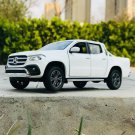 1:24 Mercedes X Class13 white Car Alloy Car Model Simulation Decoration Toy Collection