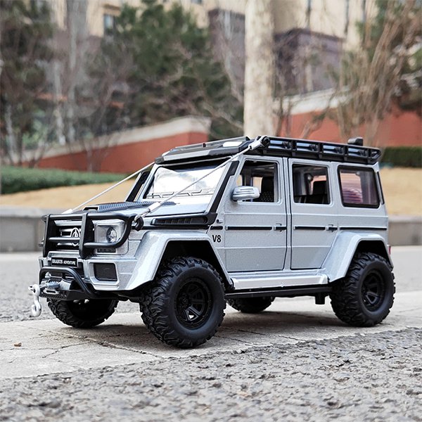 1:24 Die Cast Benz G550 silver Adventure 4X4 Alloy Car Model Sound and Light Toy