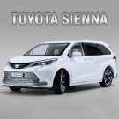1:24 Toyota Sienna MPV Van White Car Model Diecasts Vehicles Metal Sound and light Toy
