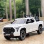 1/24 TOYOTA Tundra Pickup white Car Alloy Model Toy Diecast Metal Sound and Light Vehicle