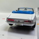 1: 24 1967 Chevrolet CAMARO INDIANAPOLIS 500 PACE white CAR Model Diecast Metal Alloy Toy