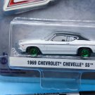 1: 64 1969 Chevrolet CHEVELLE SS white Green Car Diecast Metal Alloy Model Toy