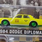 1:64 1984 Dodge Diplomat NYC Taxi yellow Car Diecast Metal Alloy Model Toys