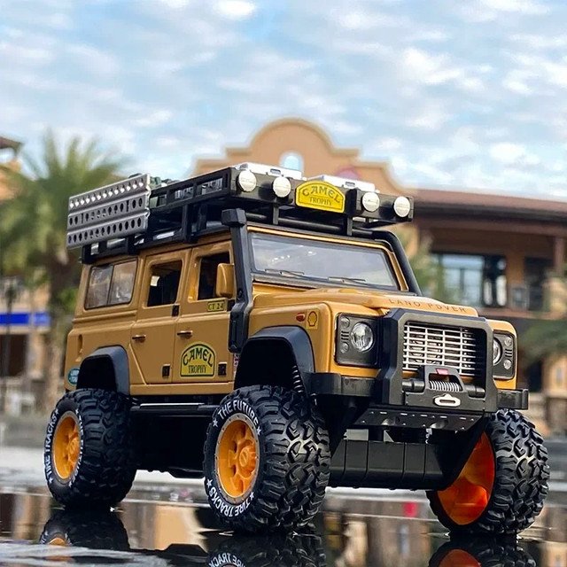 1:28 Camel Cup Land Rover Defender Alloy yellow Car Model Offroad Diecasts Toy
