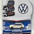 1:64 1975 Volkswagen Rabbit with Custom Stripe Pink White Car Diecast Alloy Toy