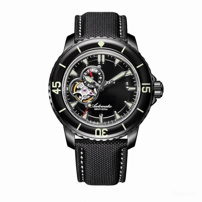 Super Luminous Dive Watches for Men Stainless Steel Nylon Strap with Date BBB