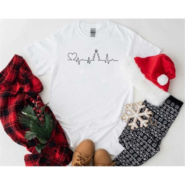 Christmas Heart Beat Shirt, Christmas Tree In Heartbeat T-Shirt, Christmas Tree Pulse Shirt, Christm