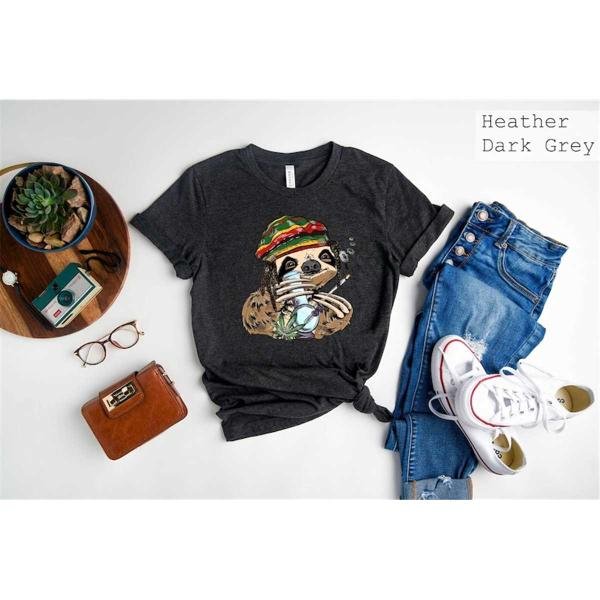 Sloth Smoking Weed Shirt Sloth Vintage Retro T-Shirt Sloth Shirt Sloth Lovers Gifts Funny Sloth Tee 