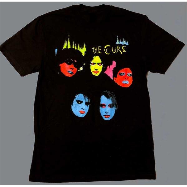 The Cure in between days tee. 80's.