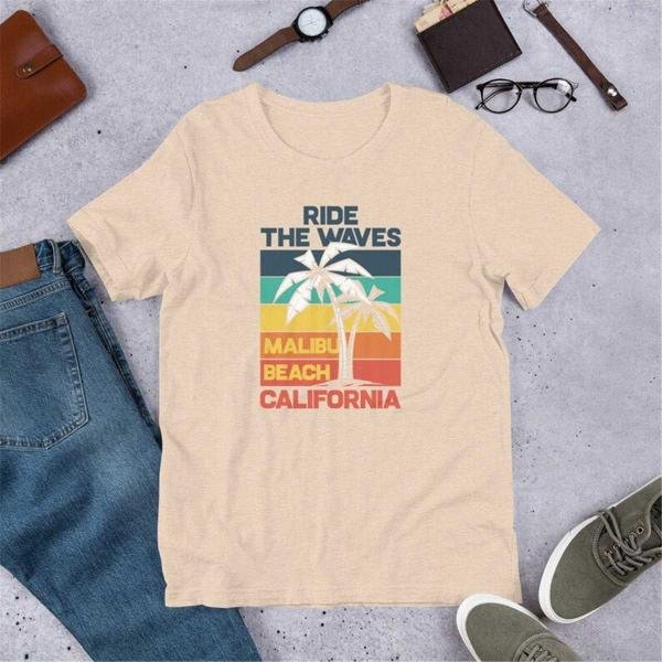 Retro Malibu Beach California Palm Tree Vacation T-Shirt