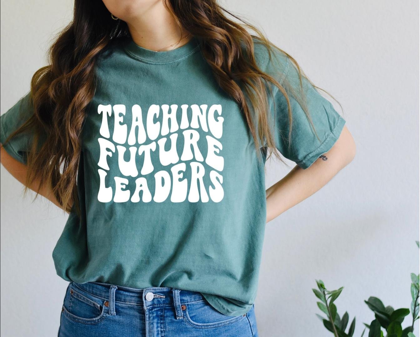Retro Teacher Shirt, Teaching Future Leaders Oversized Vintage T-Shirt, Cute Teacher Shirt