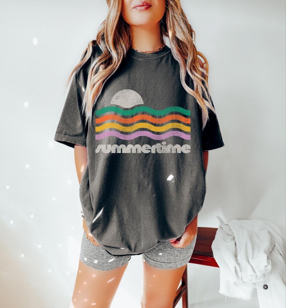 Tshirt, Summertime Sunset Waves Oversized TShirt, Womens Graphic Tees