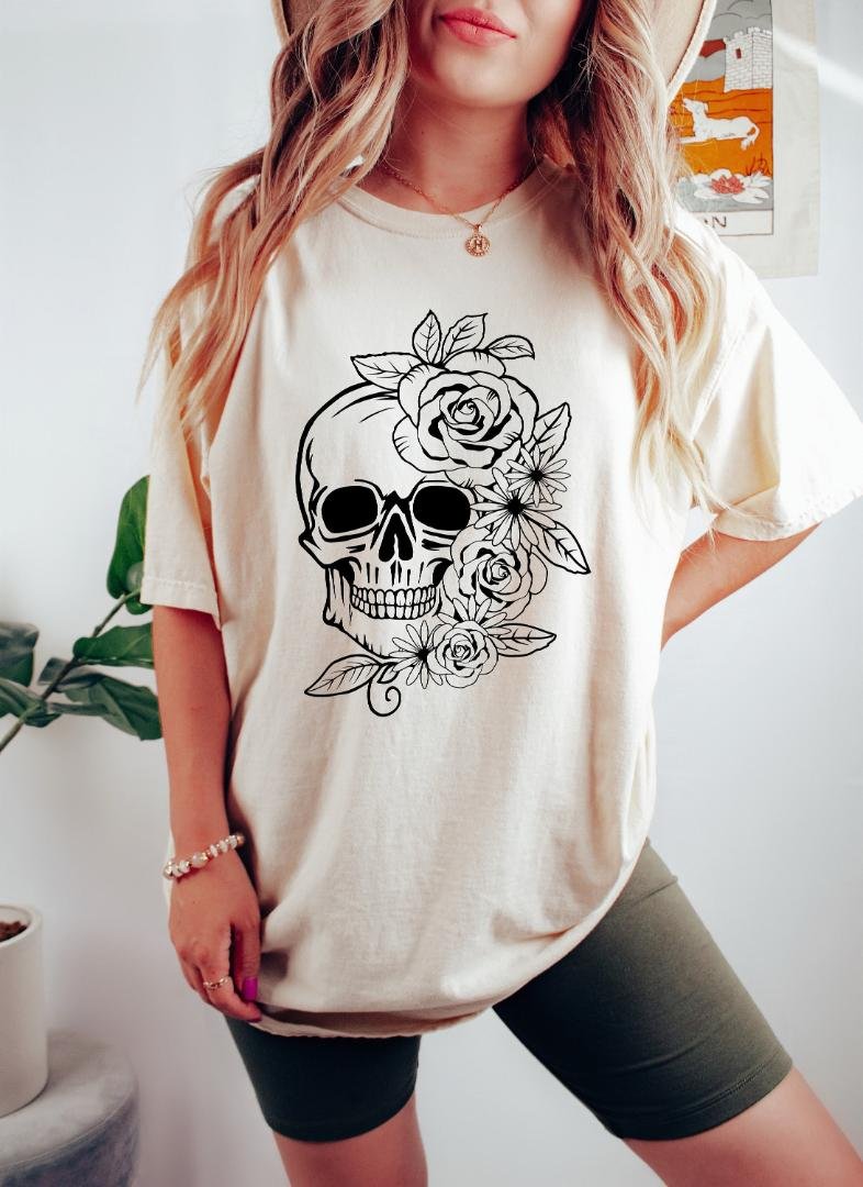 Skull and Roses Shirt, Floral Skull Oversized Vintage T-Shirt, Halloween Shirt