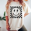 Retro Smiley Face Shirt, Checkered Pattern Smiley Face Oversized Vintage T-Shirt