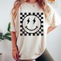 Retro Smiley Face Shirt, Checkered Pattern Smiley Face Oversized Vintage T-Shirt