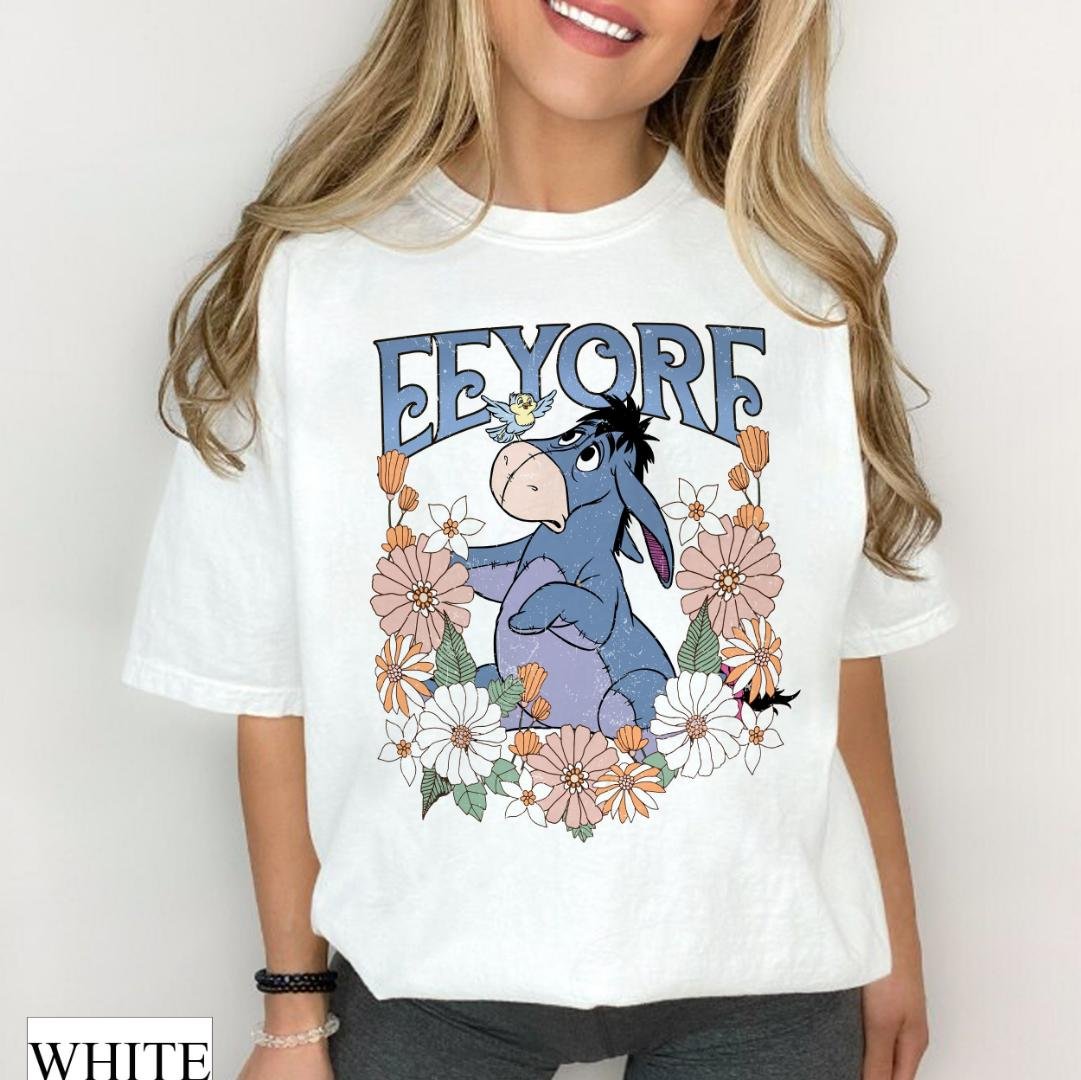 Disney Winnie The Pooh Tee, Retro Floral Winnie The Pooh , Pooh an