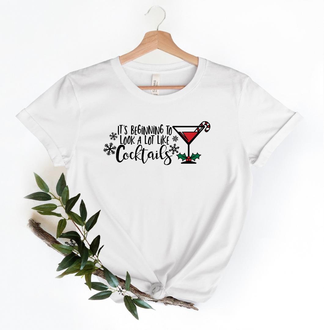 Its Beginning to Look, Merry Christmas Cocktail T-shirt