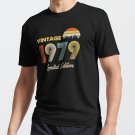 Made in 1979 Vintage 1979 Birthday T-shirt