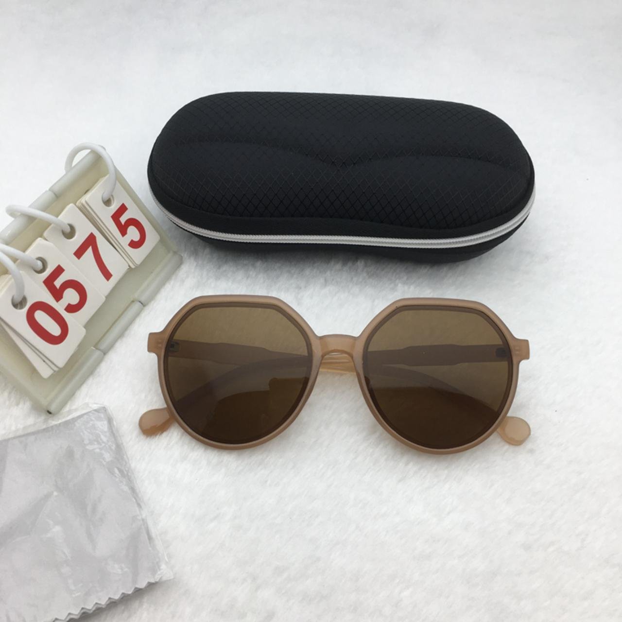 Retro Brown Frame Sunglasses Free shipping 130