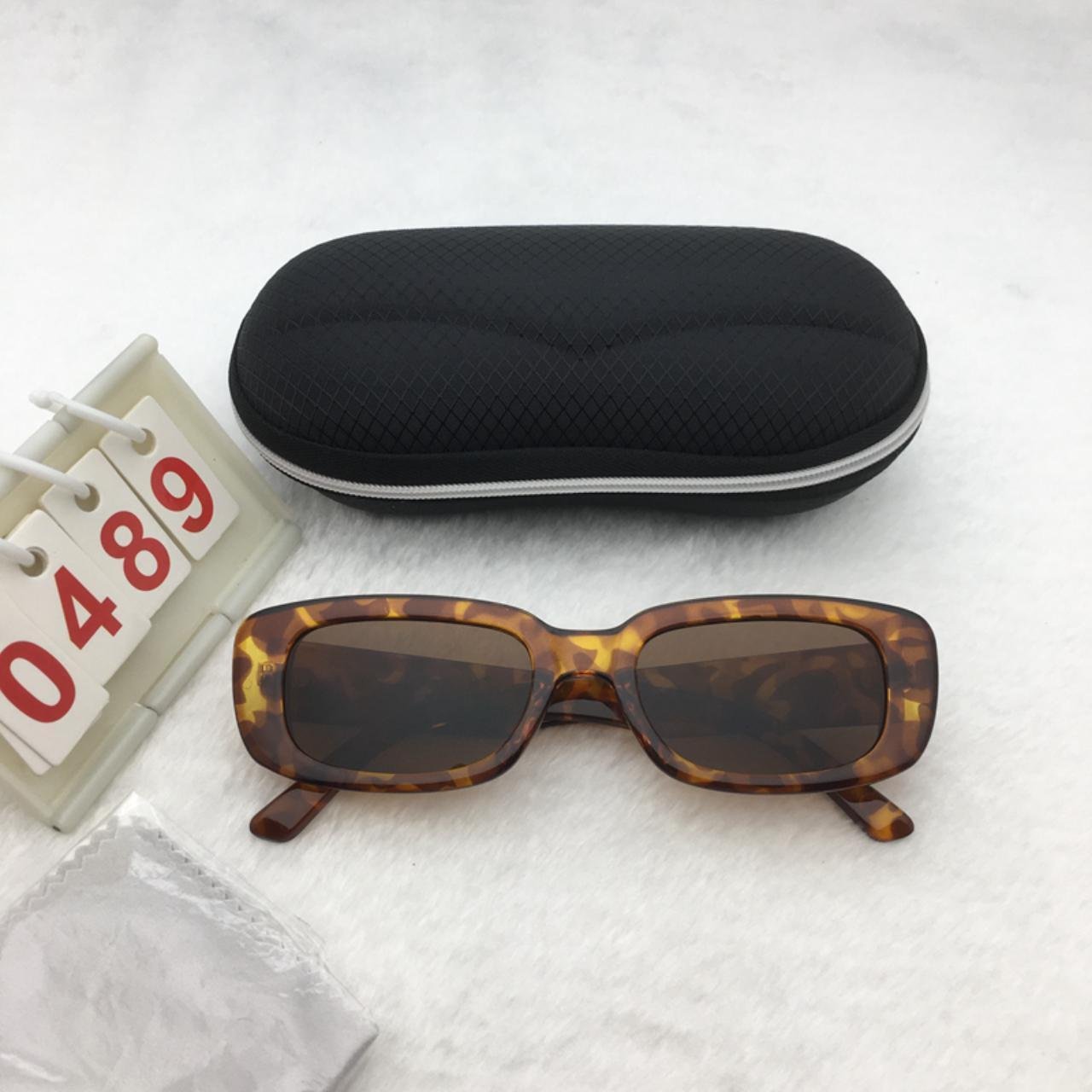 Leopard Frame Sunglasses Free shipping 135