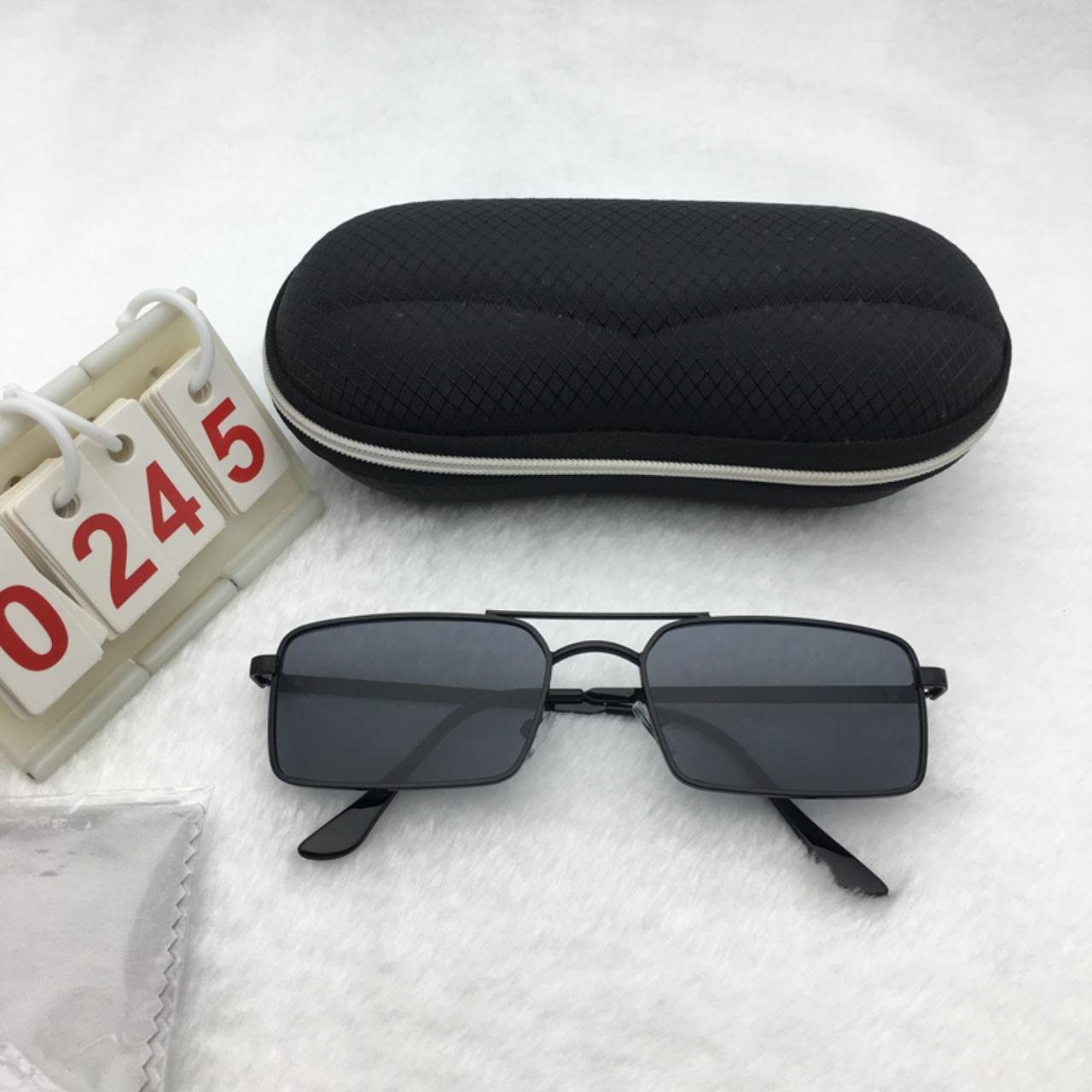Black Frame Sunglasses Free shipping 232