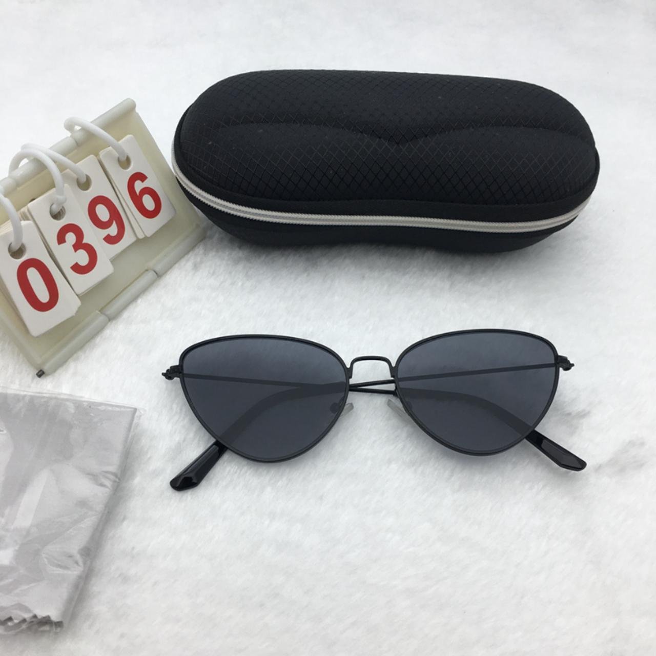 Black Frame Sunglasses Free shipping 271
