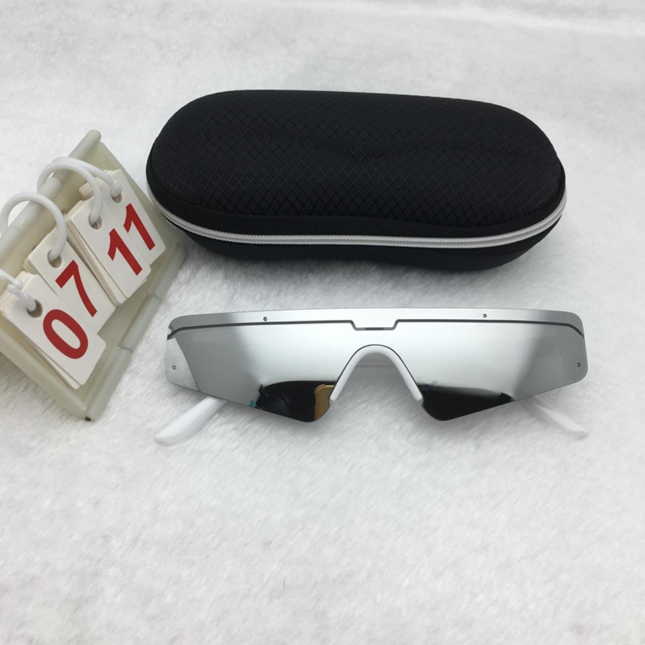 Punk White Frame Sunglasses Free shipping 340