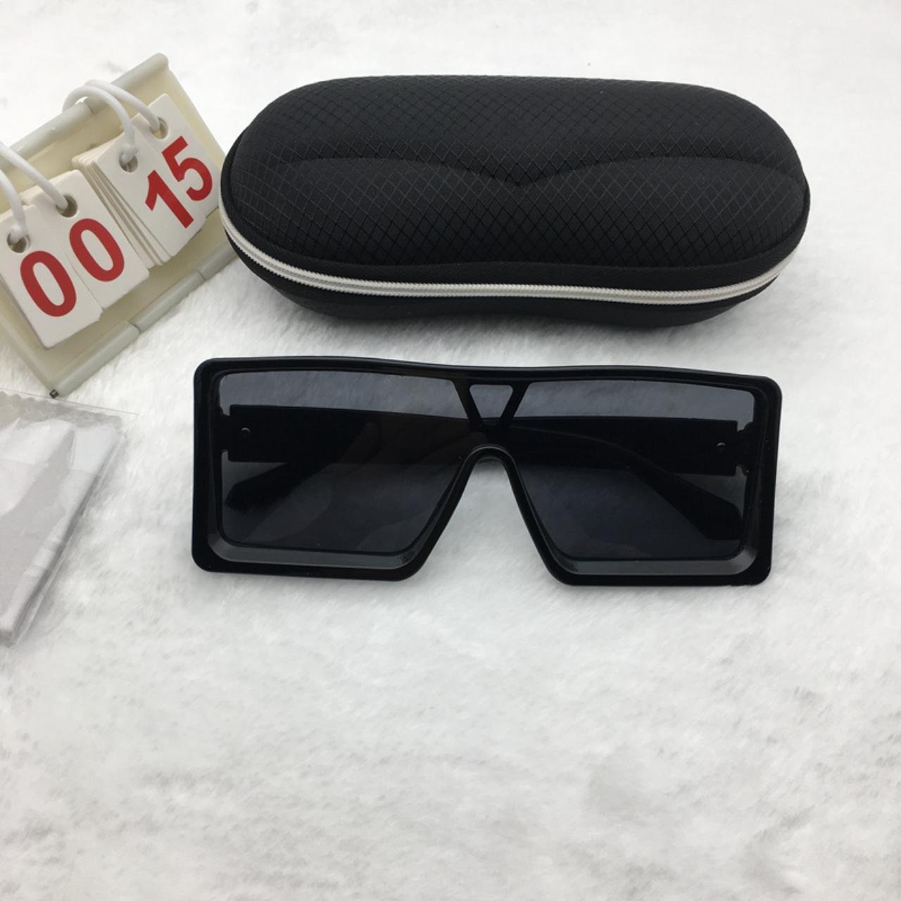 Black Frame Sunglasses Free shipping 353