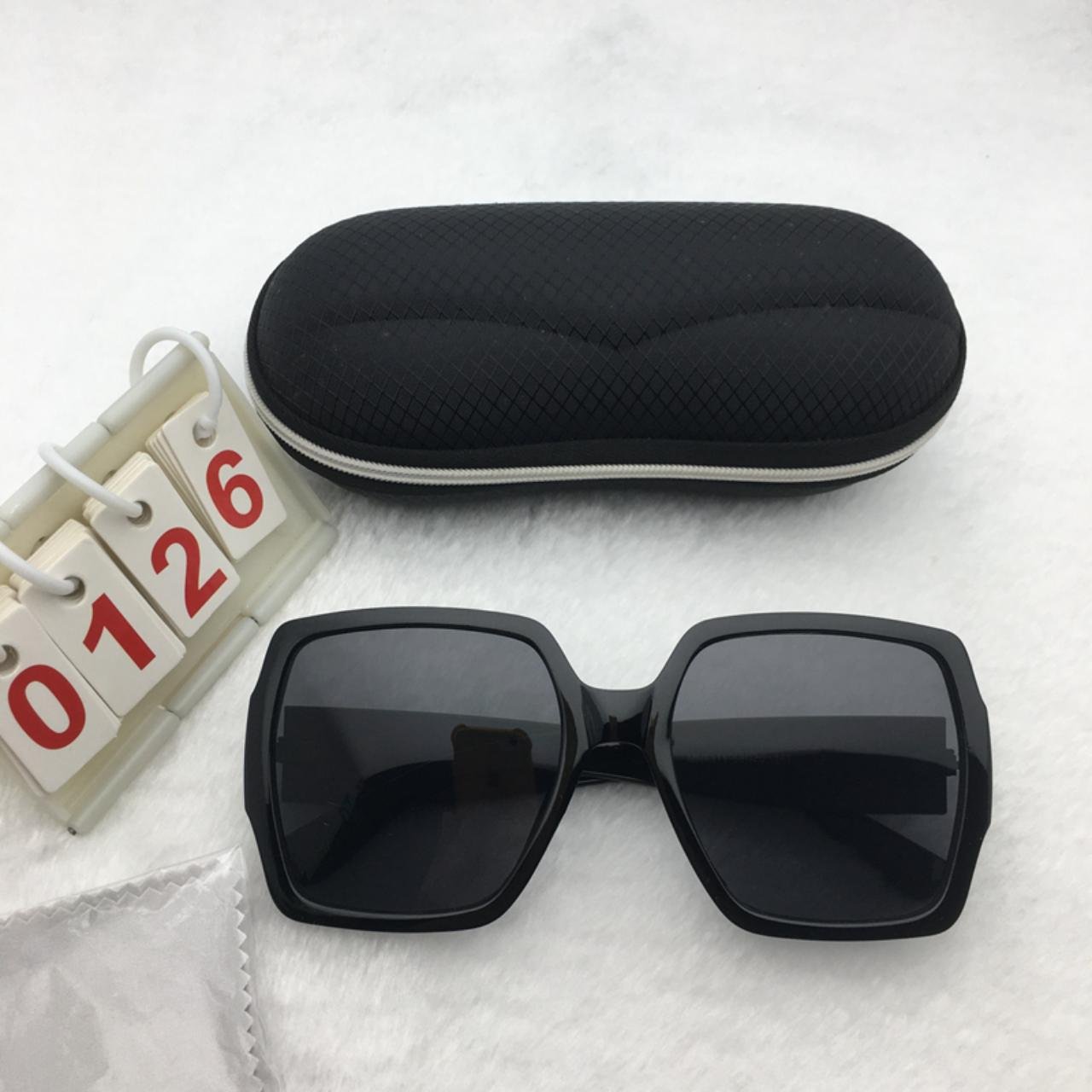 Black Frame Sunglasses Free shipping 448