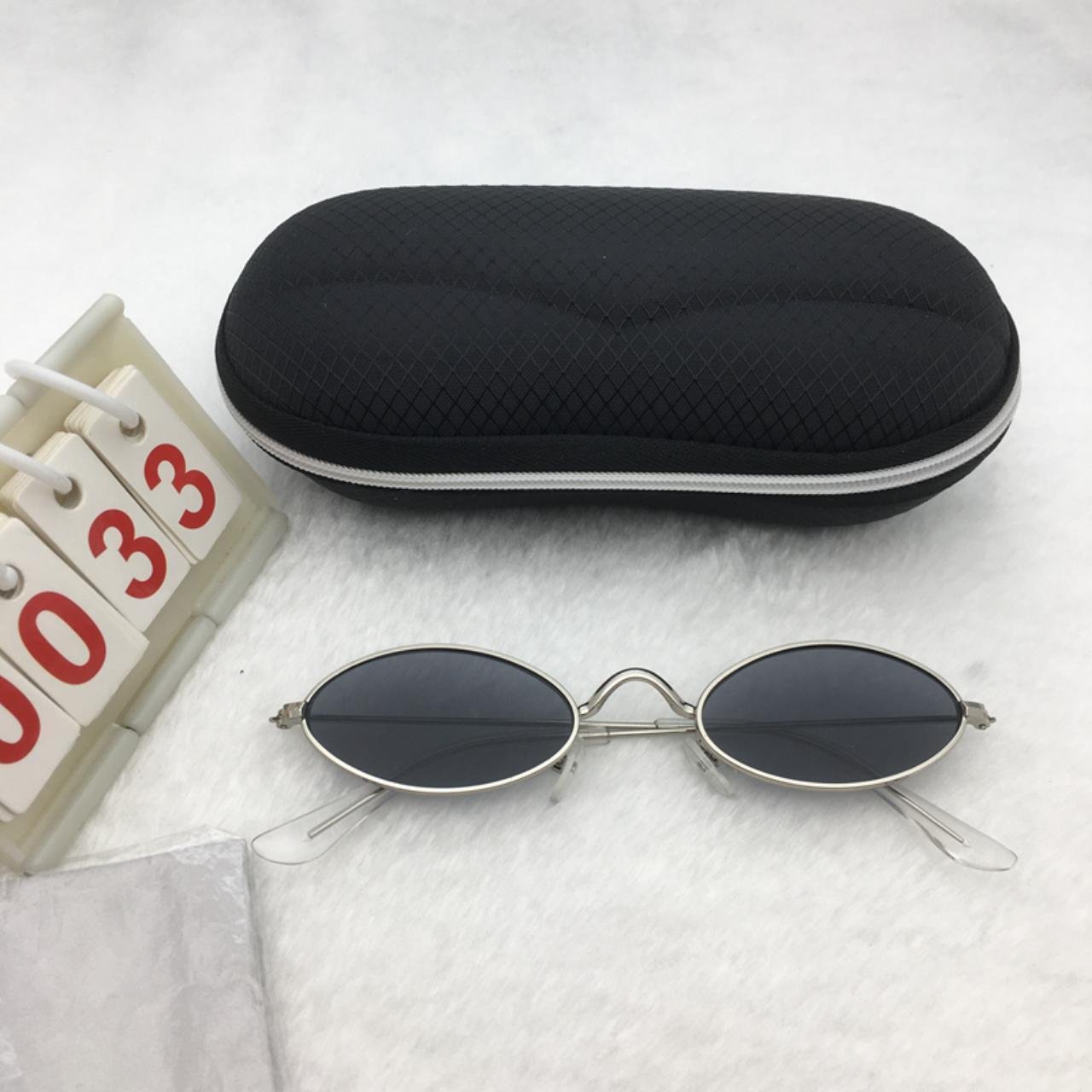 Punk Holiday Silver Frame Oval Lens Sunglasses Free shipping 481