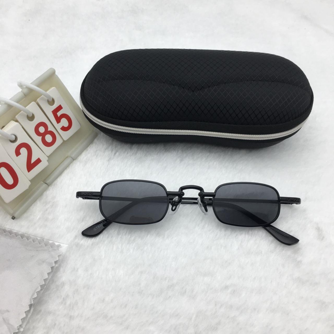 Black Frame Sunglasses Free shipping 491