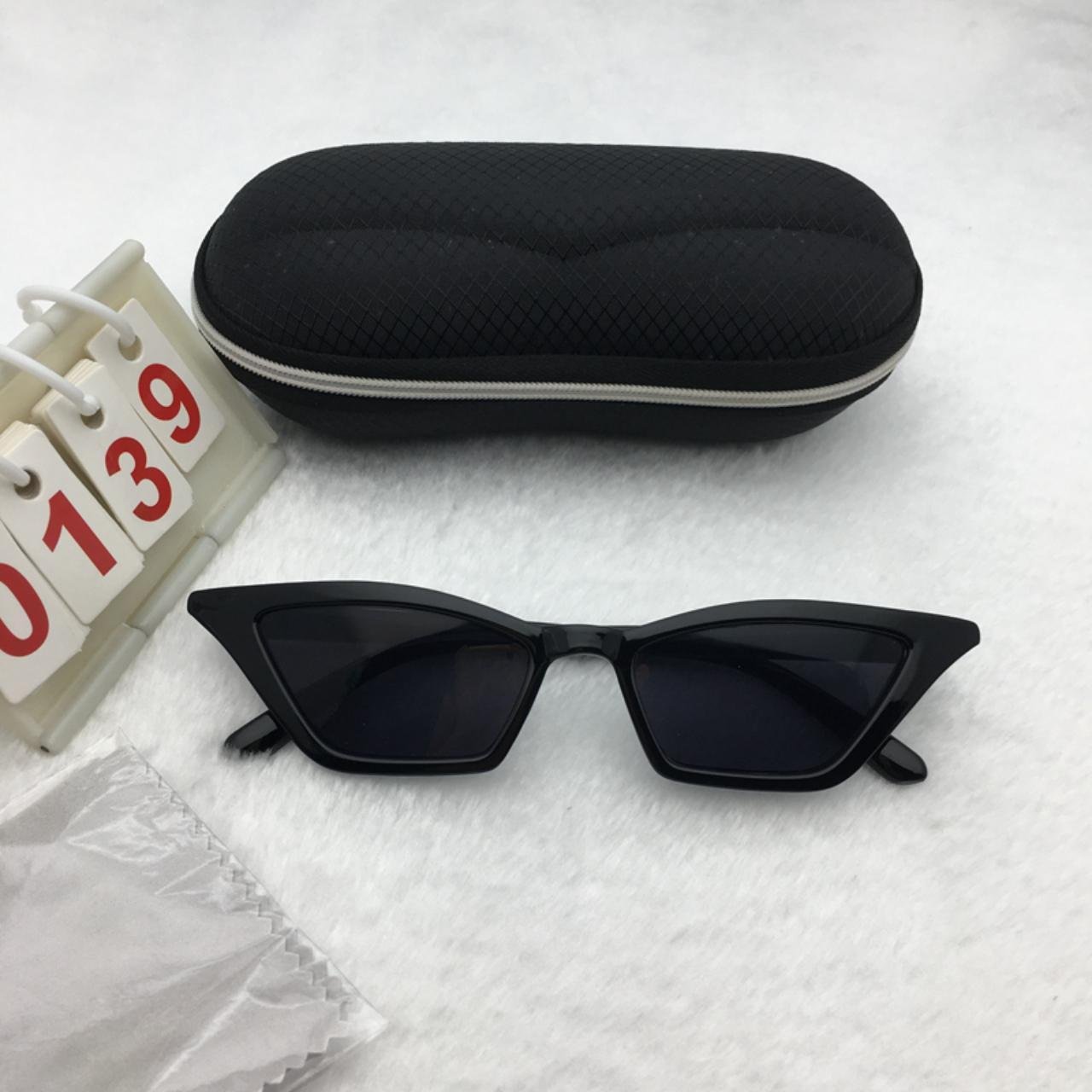 Black Frame Sunglasses Free shipping 544