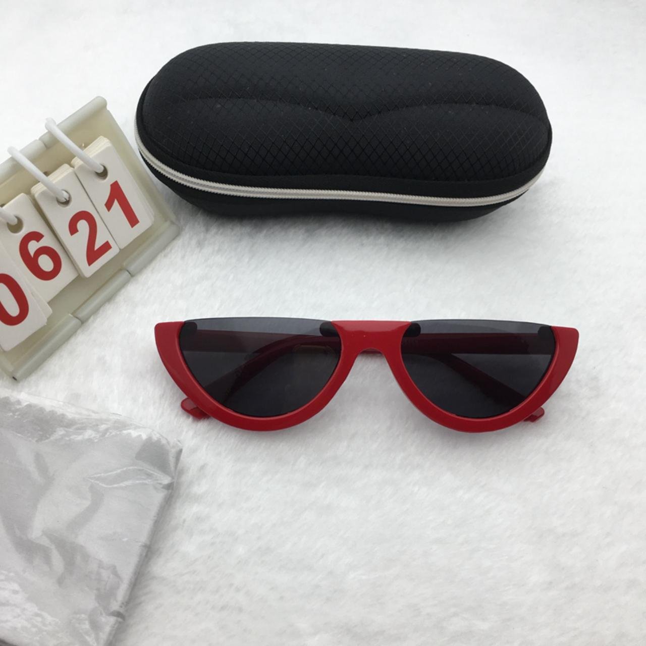 Red Frame Sunglasses Free shipping 678