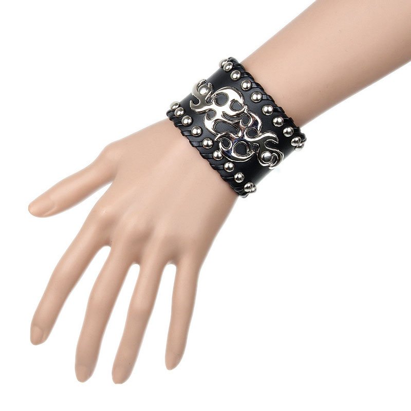 Black Metal Flame & Round Rivets PU Leather Bracelet