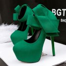 Pointed bow high heels