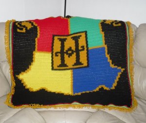 Crochet Harry Potter Hogwarts Blanket