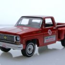 Diecast 1973 Chevy C10 Stepside Squarebody Pickup Truck 1:64 Texaco Red
