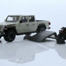 Diecast 2020 Jeep Gladiator Rubicon Truck Indian Motorcycle 1:64 Scale