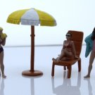 Diecast Beach Girls Figures Umbrella Chair 3 Women 1:64 Diorama People Set