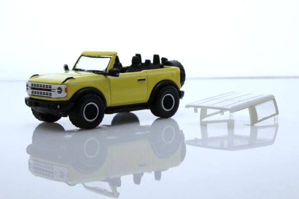 Diecast 2023 Ford Bronco Heritage Edition 2 Door 4X4 Off Road Suv 1:64